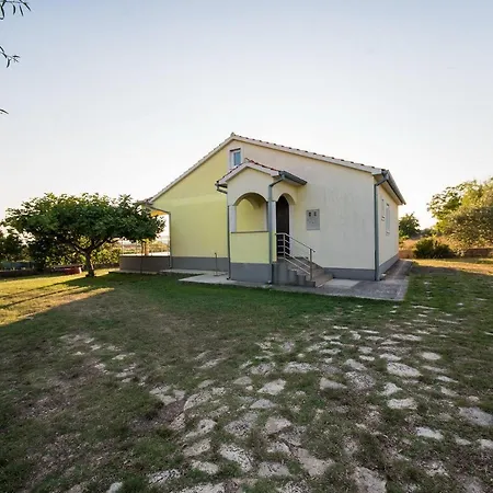 Dubis House * 扎达尔