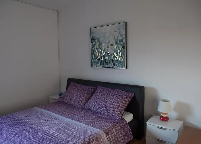 Деревянный коттедж Dubis House *